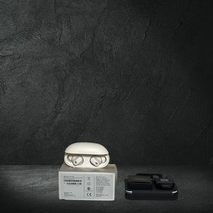 Beats by Dre Studio In-Ear True Noise Cancelling Earbuds white Open Box